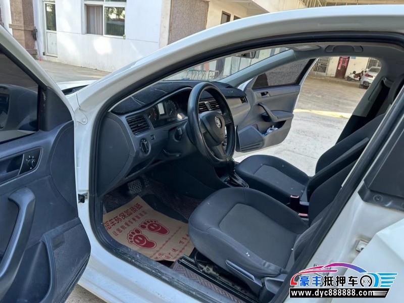 14年斯柯达昕动轿车抵押车出售