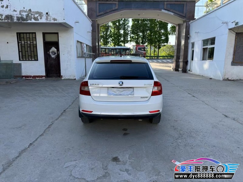 14年斯柯达昕动轿车抵押车出售