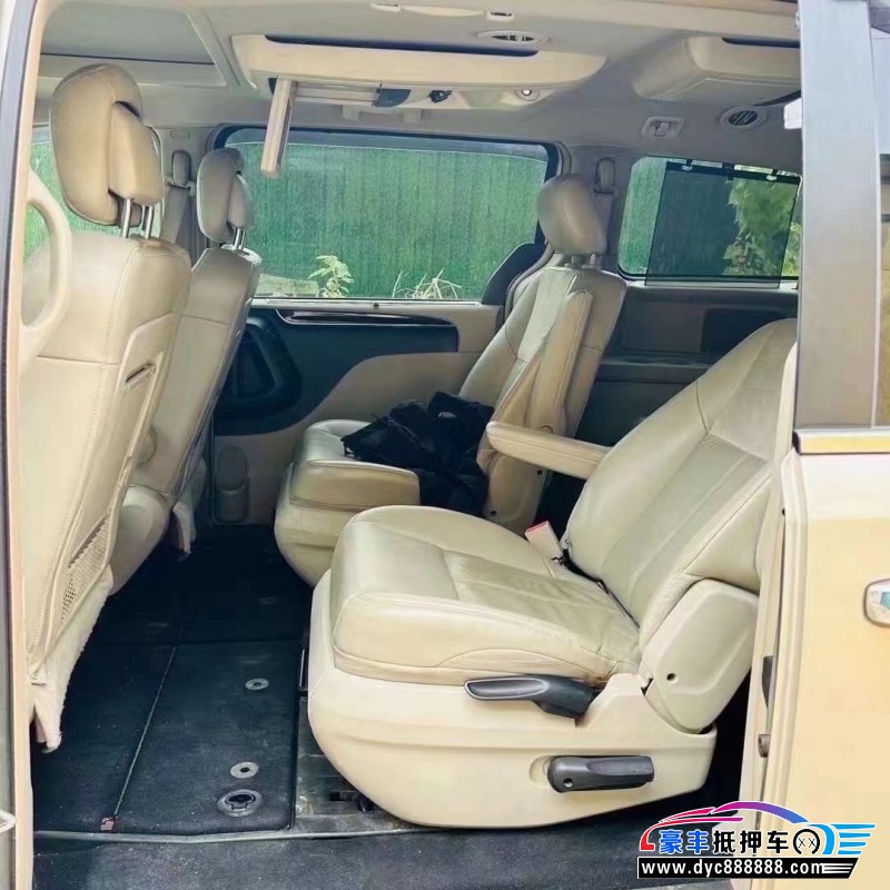 13年克莱斯勒大捷龙(进口)轿车抵押车出售