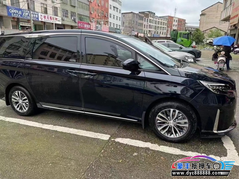 23年别克GL8轿车抵押车出售