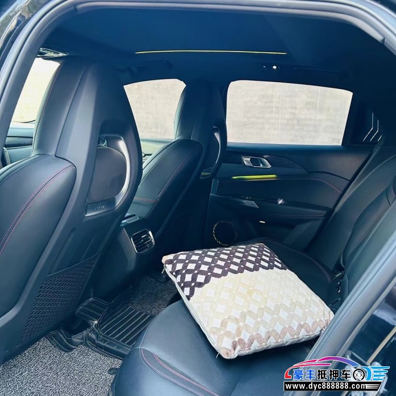 19年领克03轿车抵押车出售