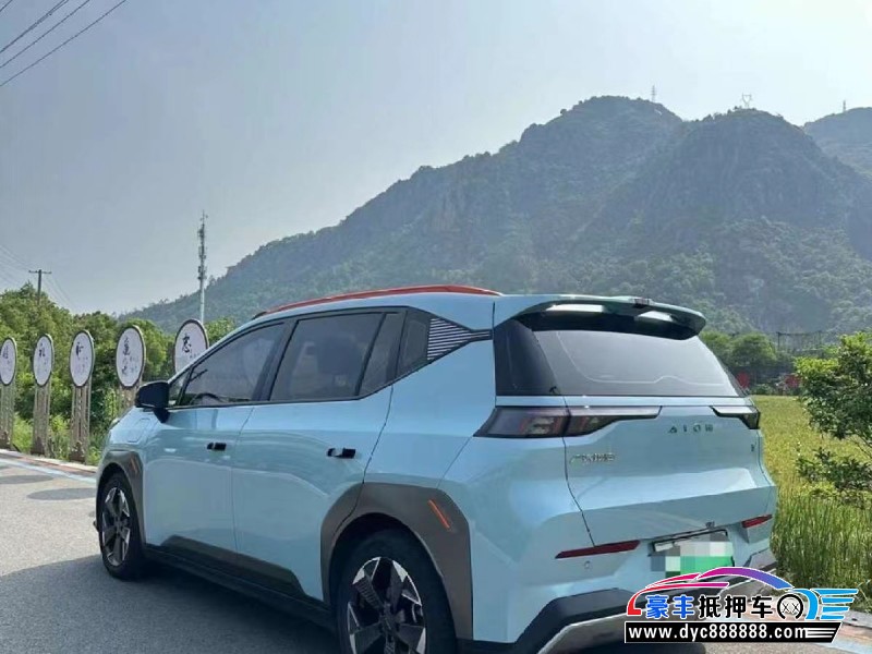 22年埃安Y70轿车抵押车出售