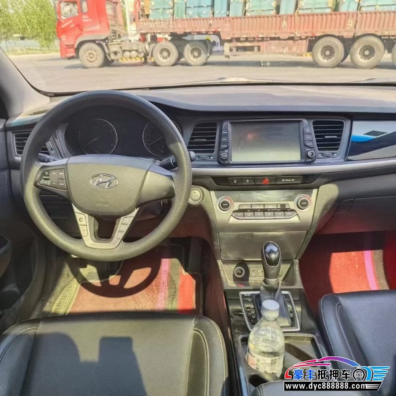 18年现代名图轿车抵押车出售