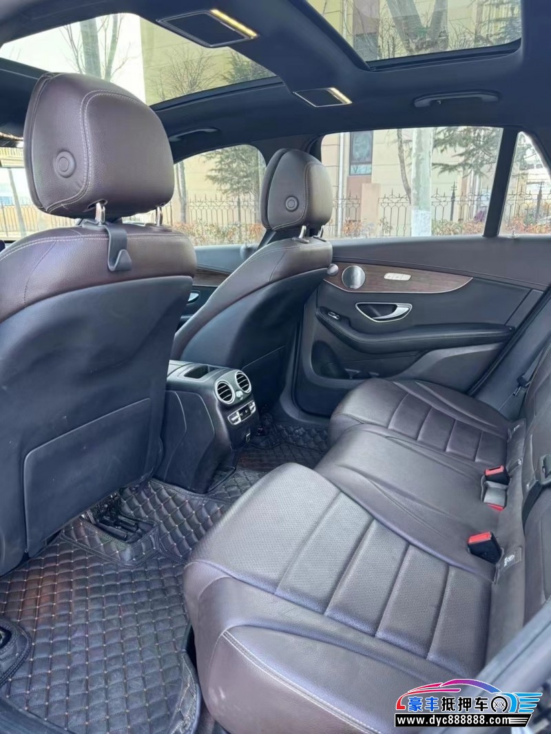 21年奔驰GLC轿车抵押车出售