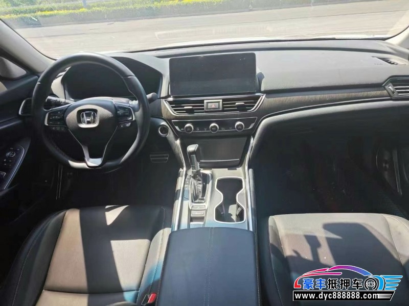 22年本田雅阁轿车抵押车出售