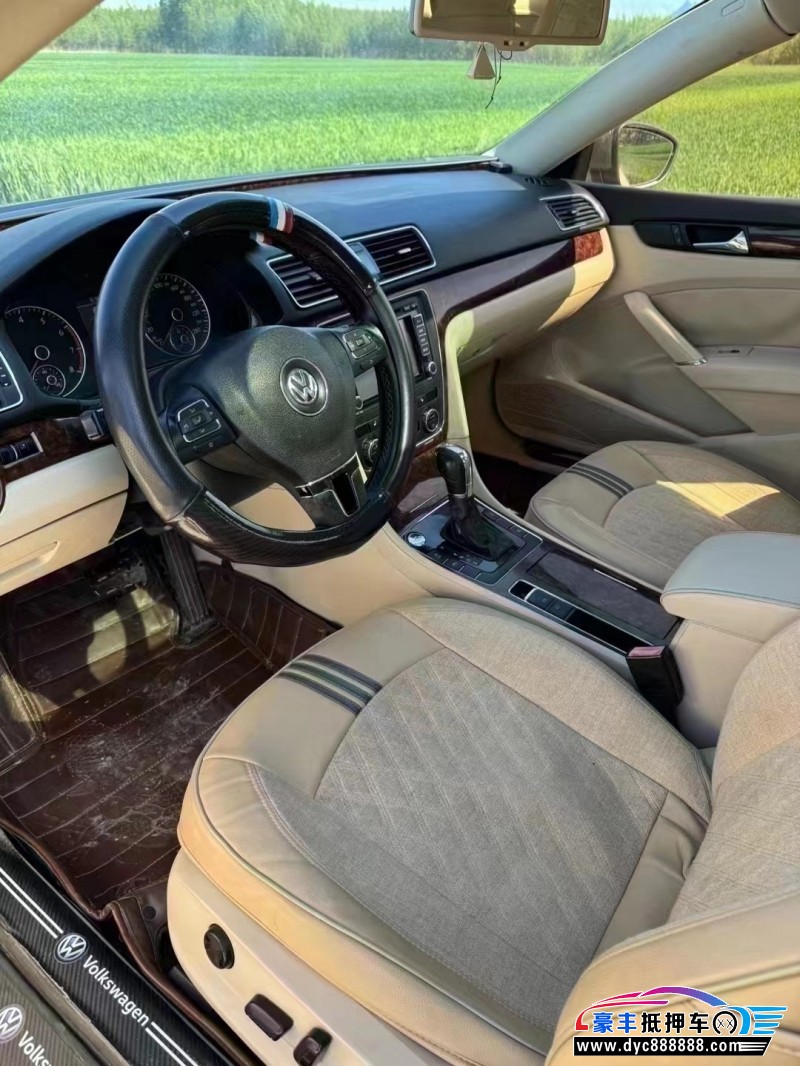 13年大众帕萨特轿车抵押车出售