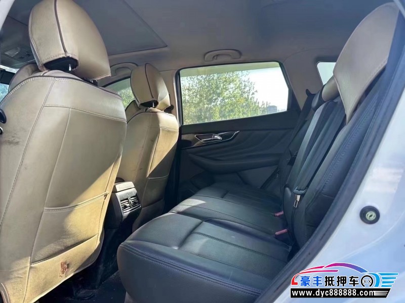 18年东风风神AX7轿车抵押车出售