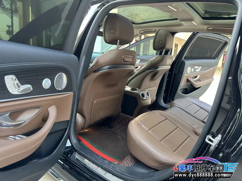 20年奔驰E轿车抵押车出售