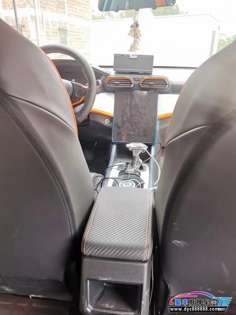 23年东风风神奕炫轿车抵押车出售