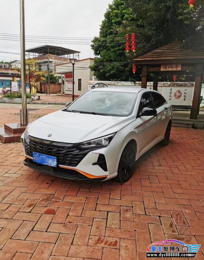 23年东风风神奕炫轿车抵押车出售