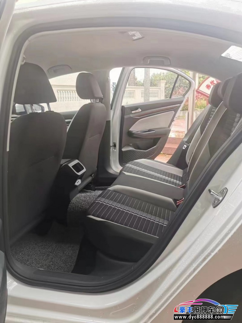 24年大众宝来轿车抵押车出售