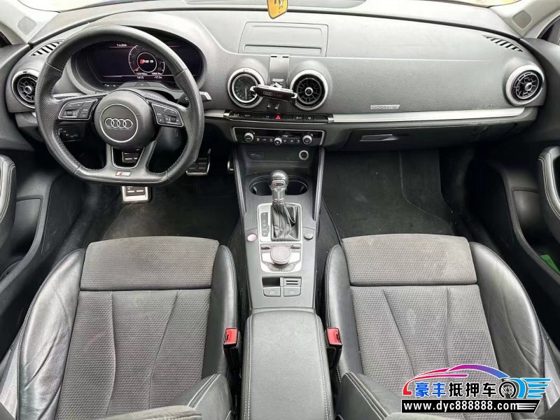 18年奥迪S3轿车抵押车出售