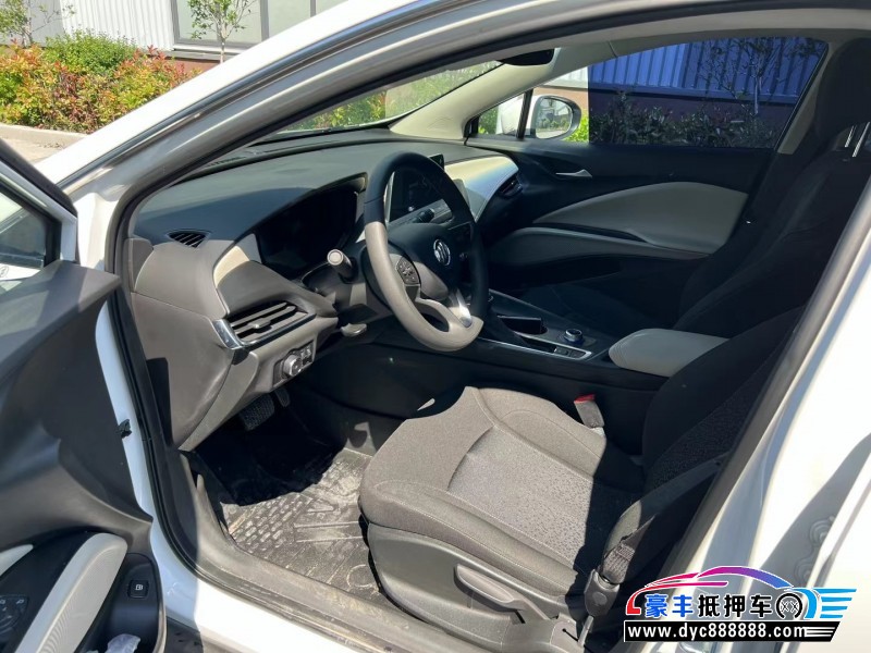 23年别克微蓝轿车抵押车出售