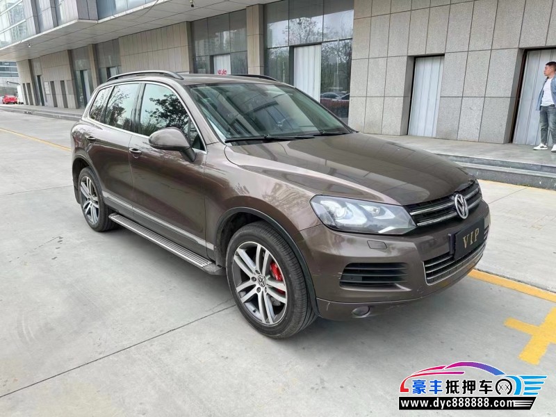 12年大众途锐轿车抵押车出售