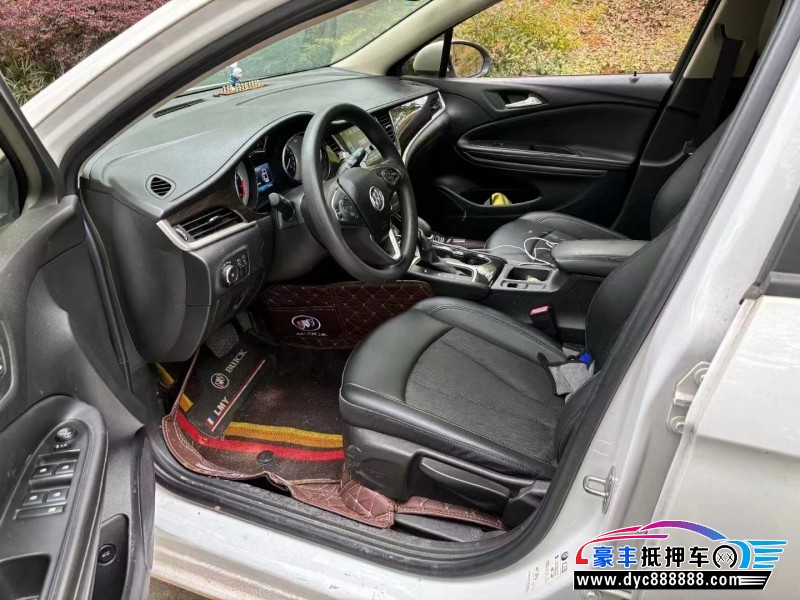 18年别克威朗轿车抵押车出售