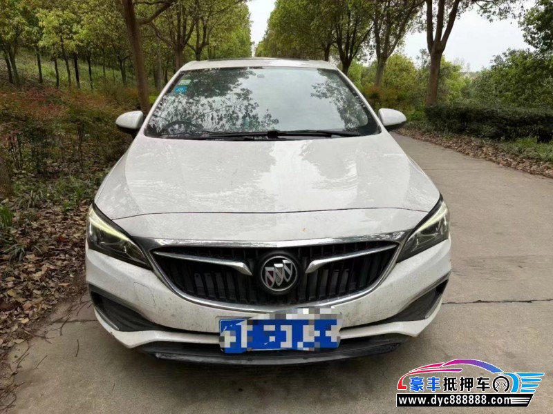 18年别克威朗轿车抵押车出售