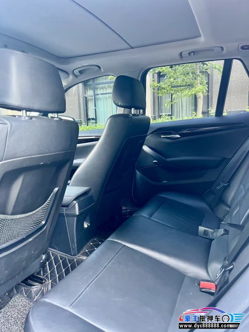 14年宝马X1轿车抵押车出售