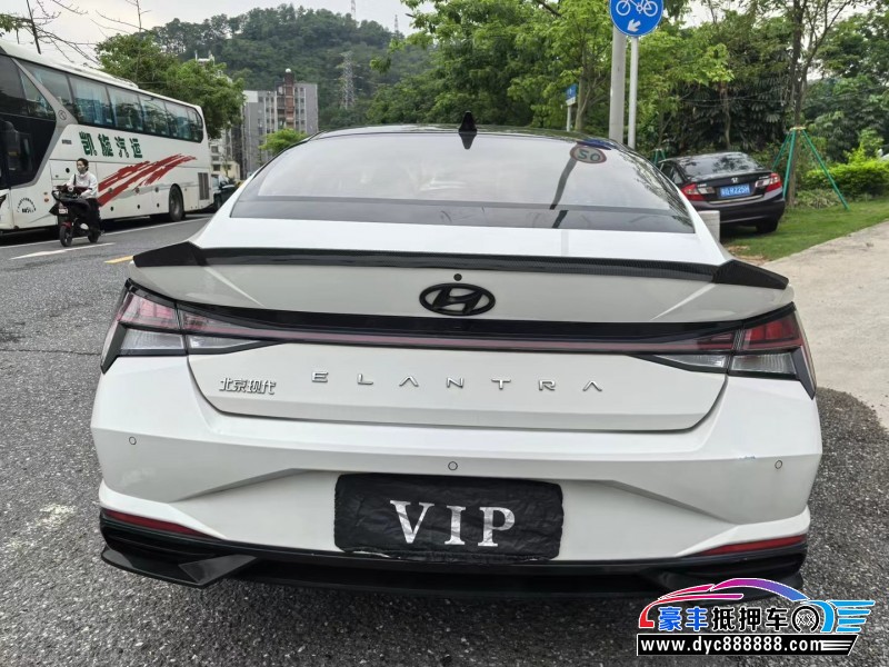 20年现代伊兰特轿车抵押车出售