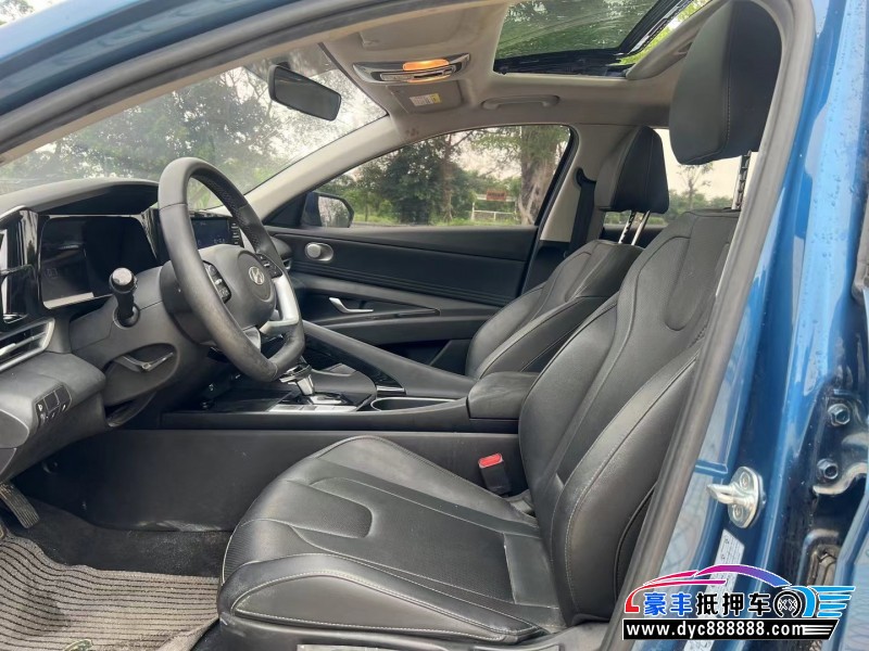 22年现代伊兰特轿车抵押车出售