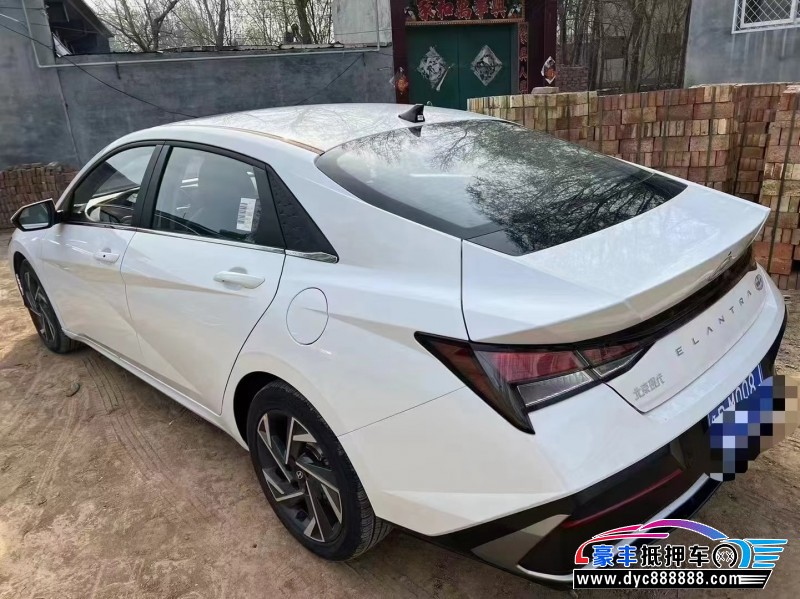 24年现代伊兰特轿车抵押车出售