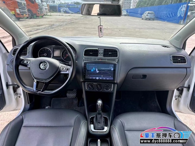 16年大众polo轿车抵押车出售