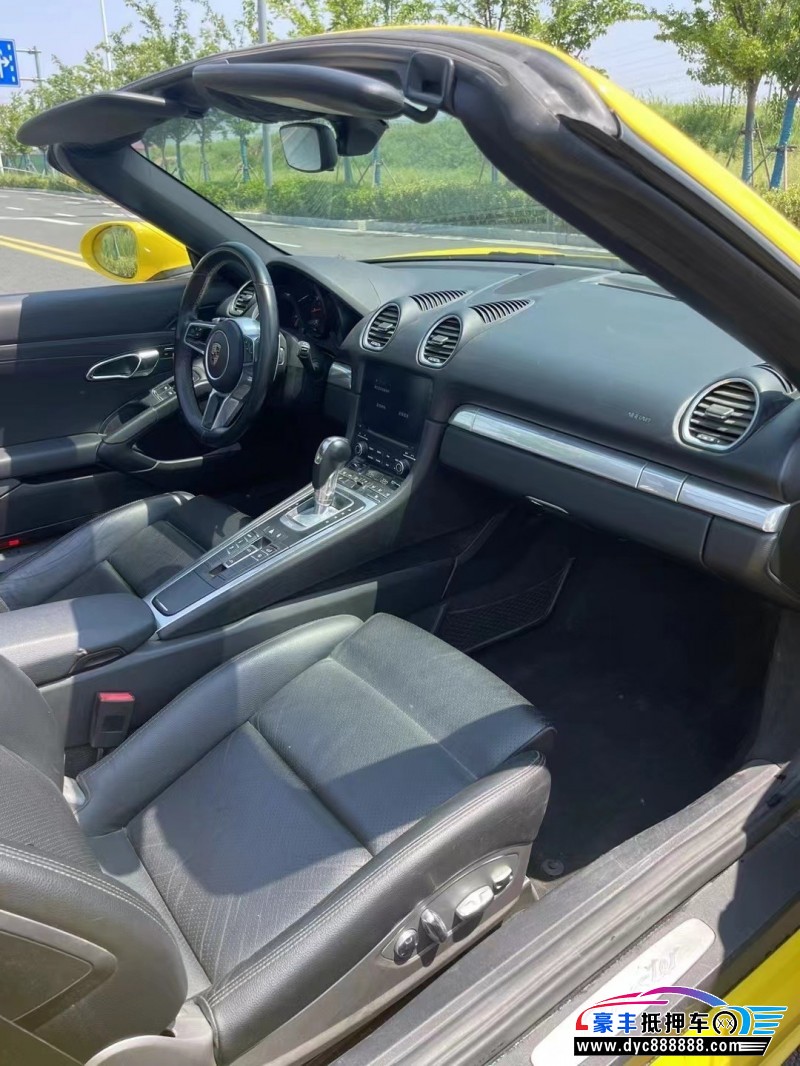 17年保时捷Boxster轿车抵押车出售