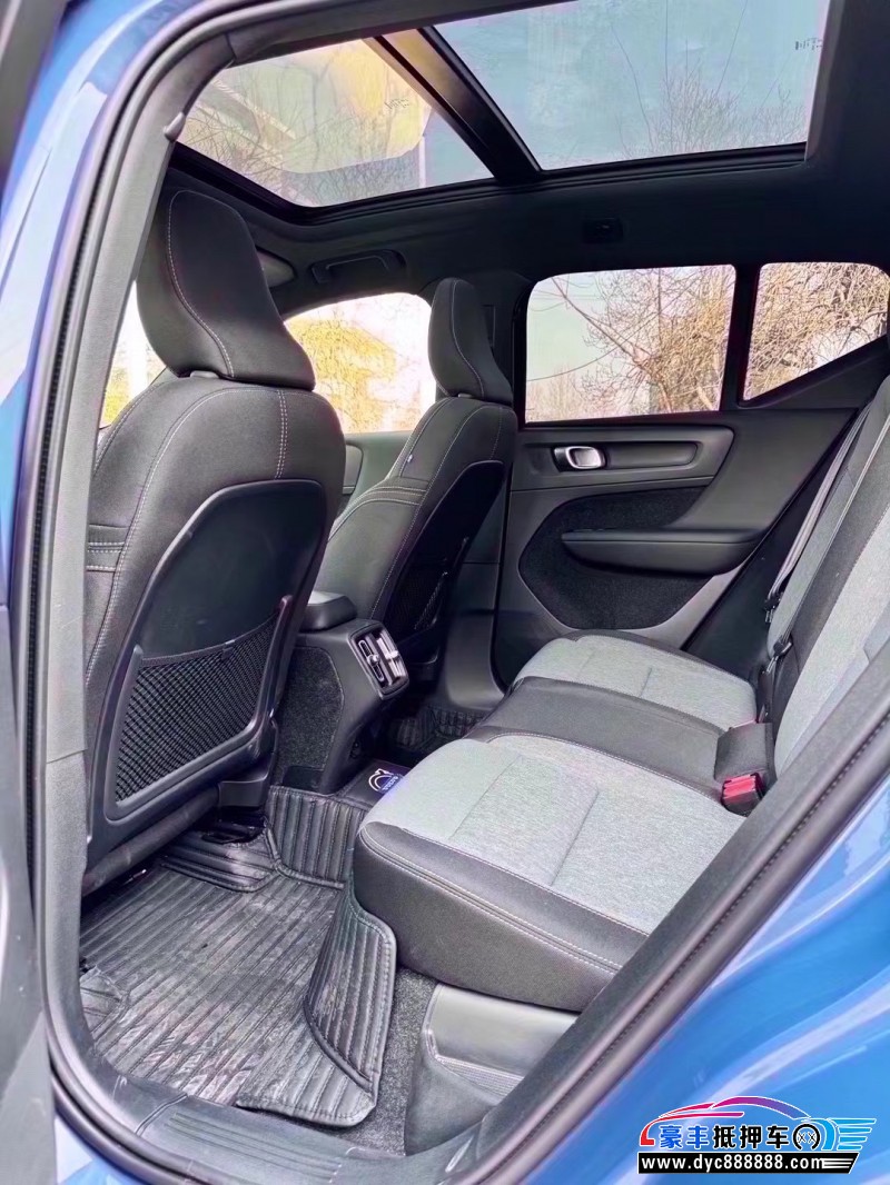 23年沃尔沃XC40SUV抵押车出售