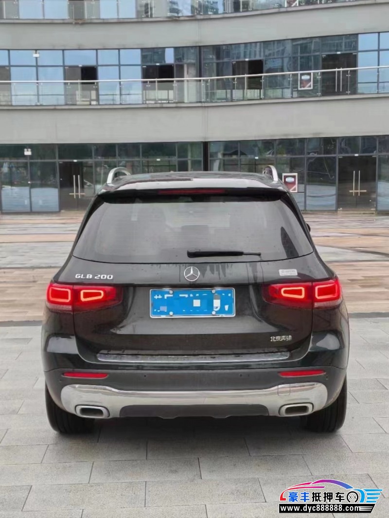 21年奔驰GLB轿车抵押车出售