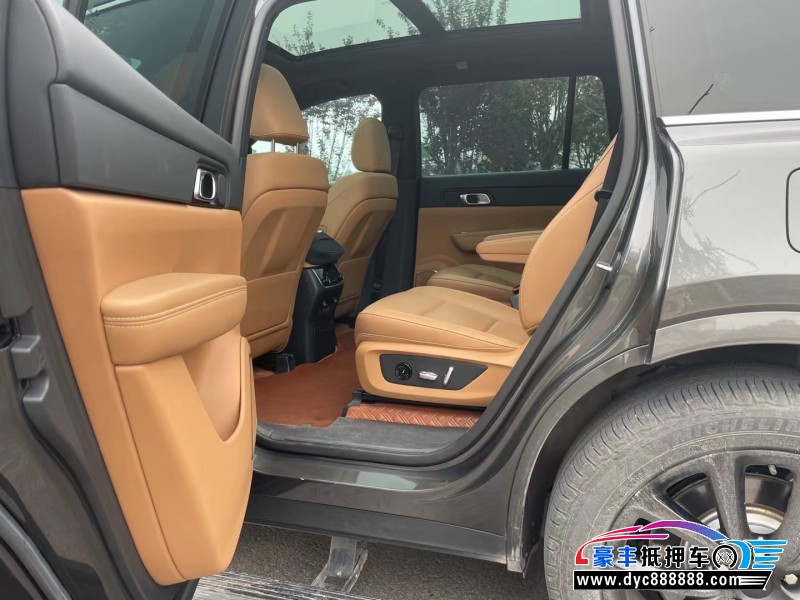 21年理想ONE轿车抵押车出售