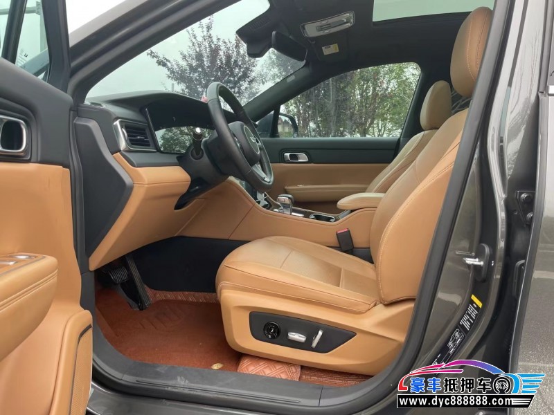 21年理想ONE轿车抵押车出售