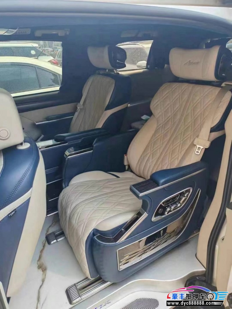 21年别克GL8轿车抵押车出售