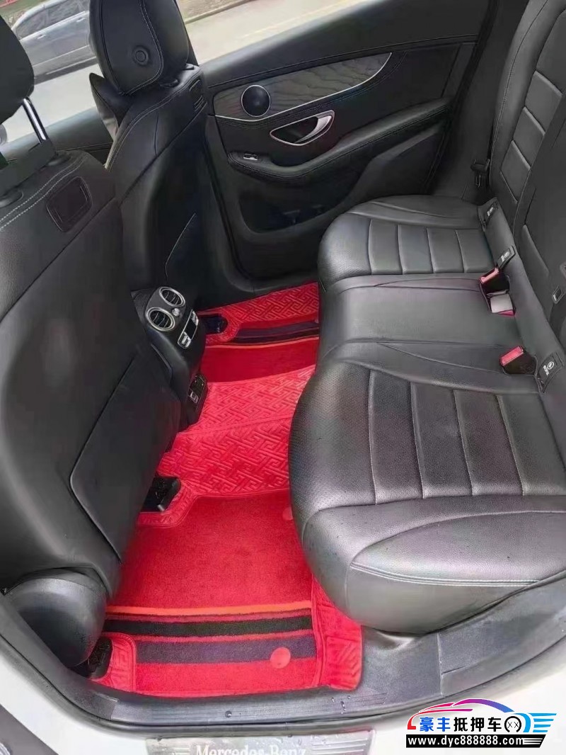 18年奔驰GLC轿车抵押车出售