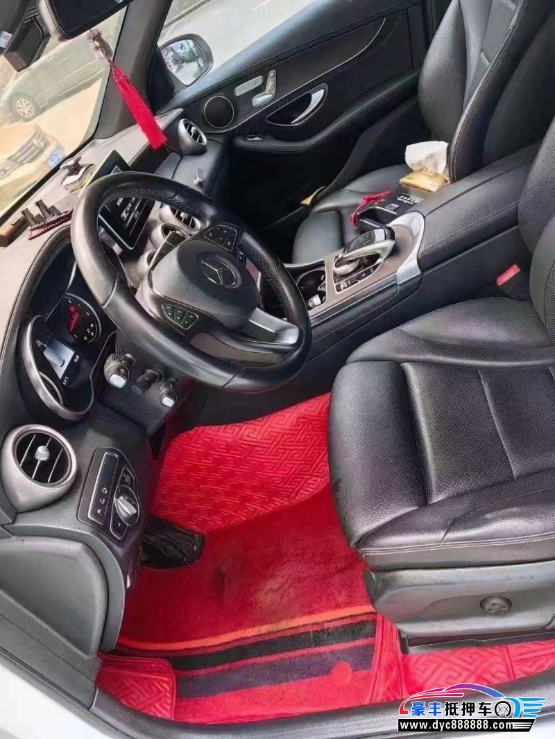 18年奔驰GLC轿车抵押车出售