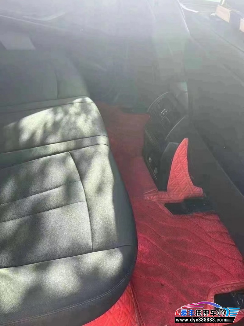 18年宝马X5轿车抵押车出售