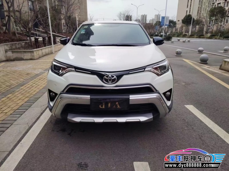 19年丰田RAV4轿车抵押车出售
