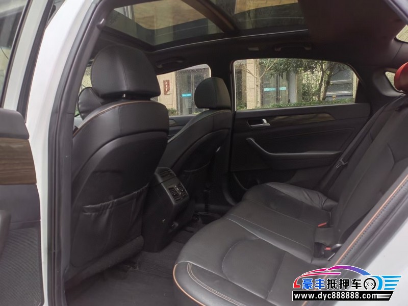 17年现代索纳塔九轿车抵押车出售