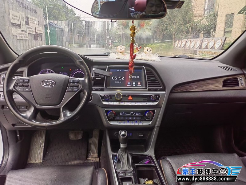 17年现代索纳塔九轿车抵押车出售