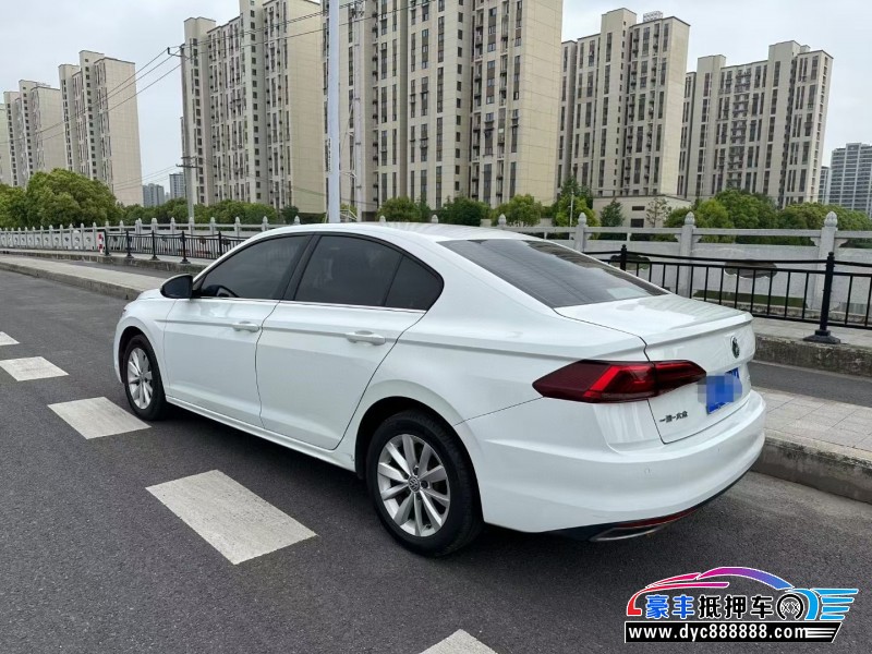 20年大众宝来轿车抵押车出售