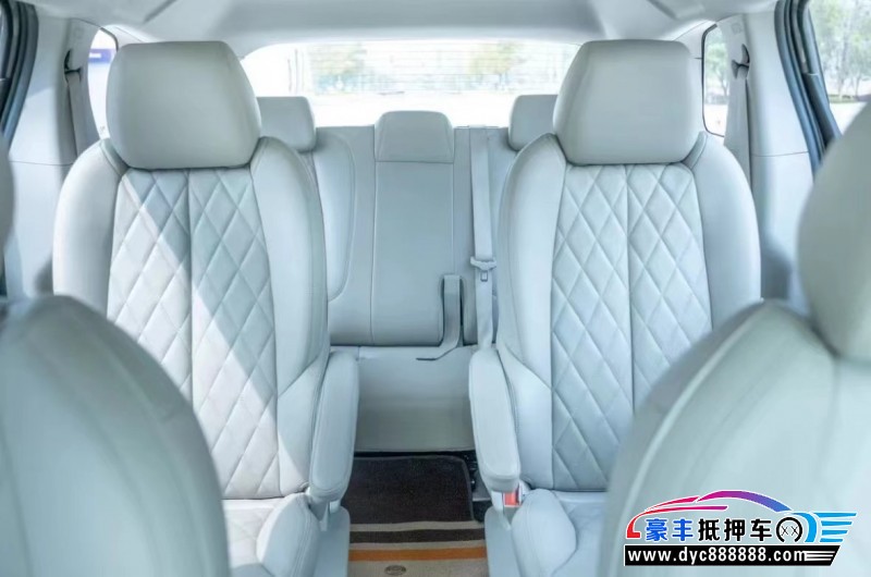 23年别克GL8轿车抵押车出售