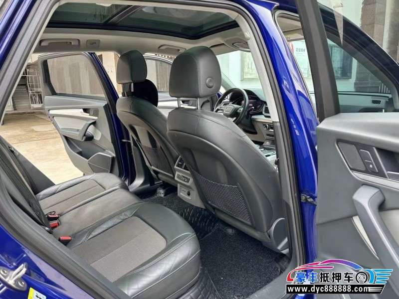 19年奥迪Q5SUV抵押车出售