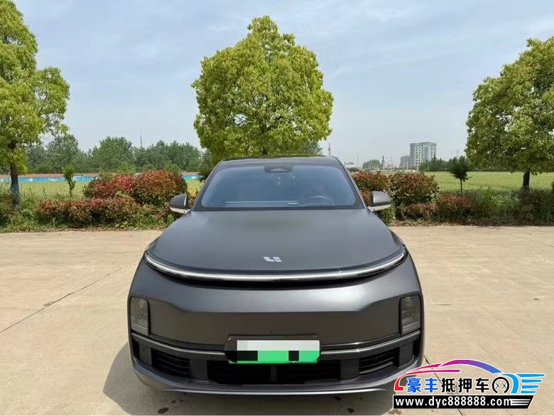 23年理想L8轿车抵押车出售