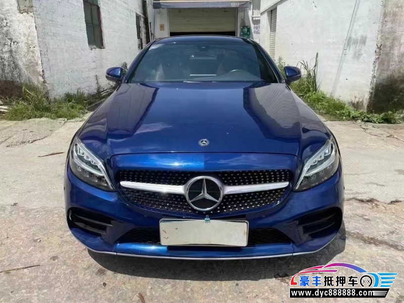 19年奔驰C轿车抵押车出售