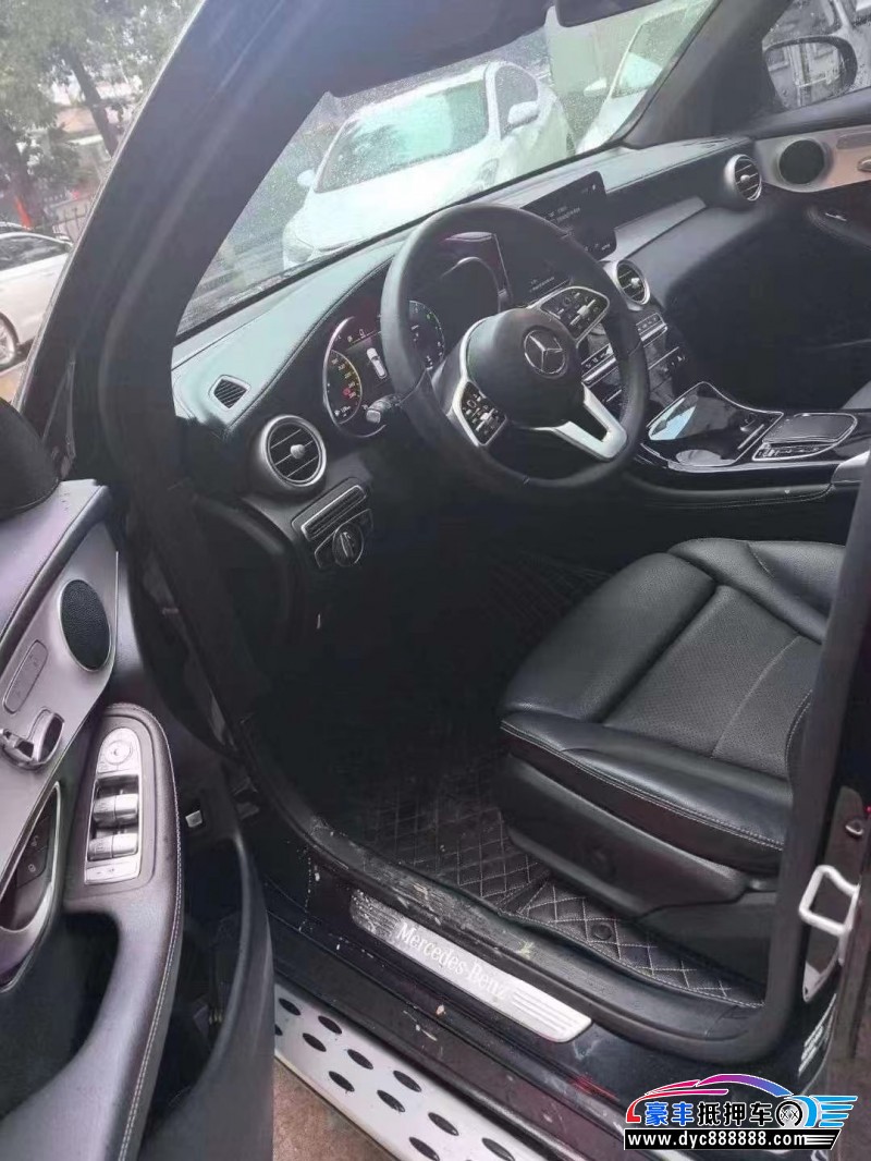 22年奔驰GLC轿车抵押车出售