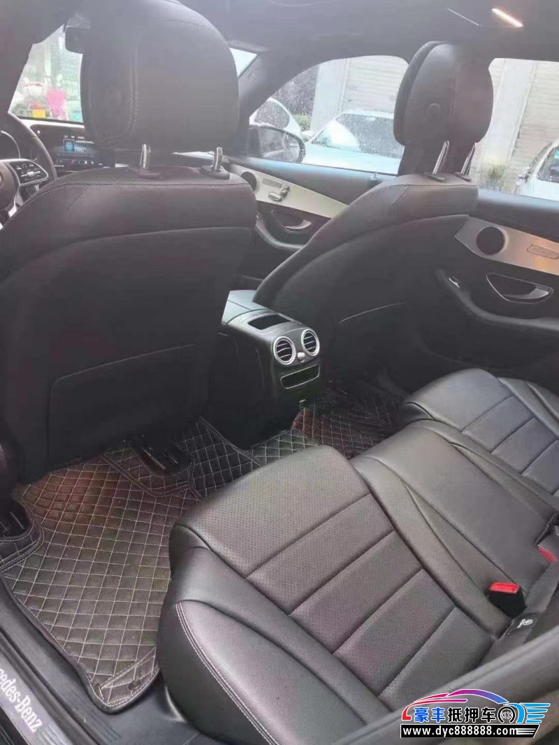 22年奔驰GLC轿车抵押车出售