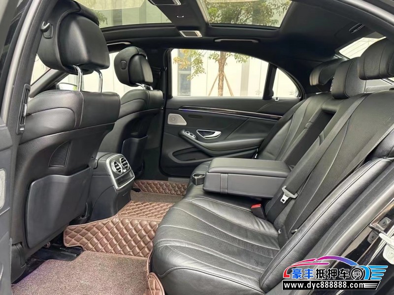 17年奔驰S轿车抵押车出售