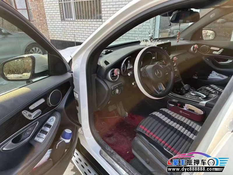 18年奔驰GLCSUV抵押车出售