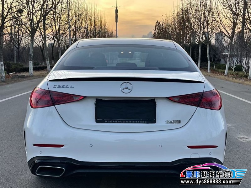 23年奔驰C轿车抵押车出售