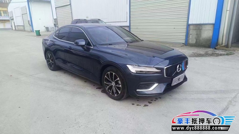 22年沃尔沃S60轿车抵押车出售