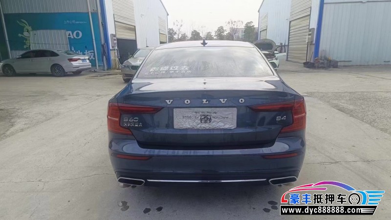 22年沃尔沃S60轿车抵押车出售