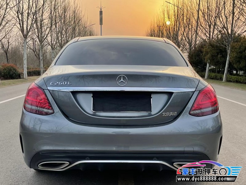 20年奔驰C轿车抵押车出售